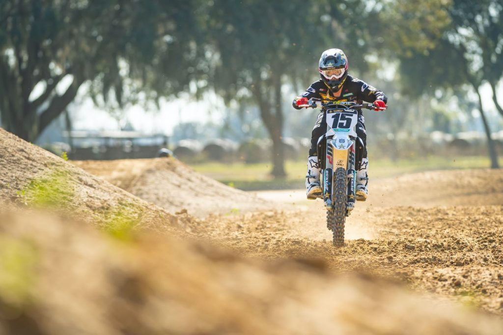 AMA SX: Rockstar Husqvarna &eacute; mais uma das grandes equipes a se apresentarem para a pr&oacute;xima temporada do supercross