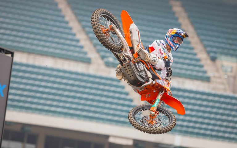 Press Day AMA SX: Confira os pilotos em ação nos treinos dessa sexta feira em Anaheim