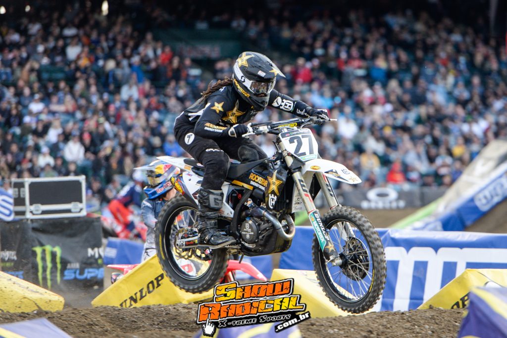 Em quem voc&ecirc; APOSTA na 4&ordf; rodada do Supercross? #BetsJogaMito