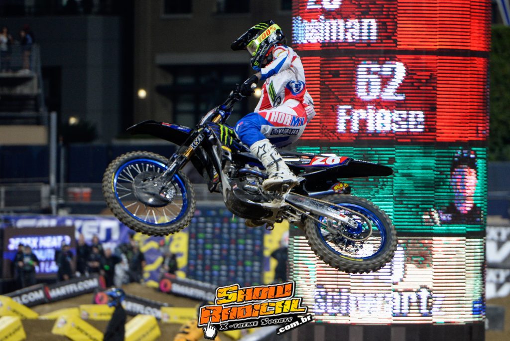 3&ordf; etapa do AMA Supercross, resultados e v&iacute;deos completos das baterias