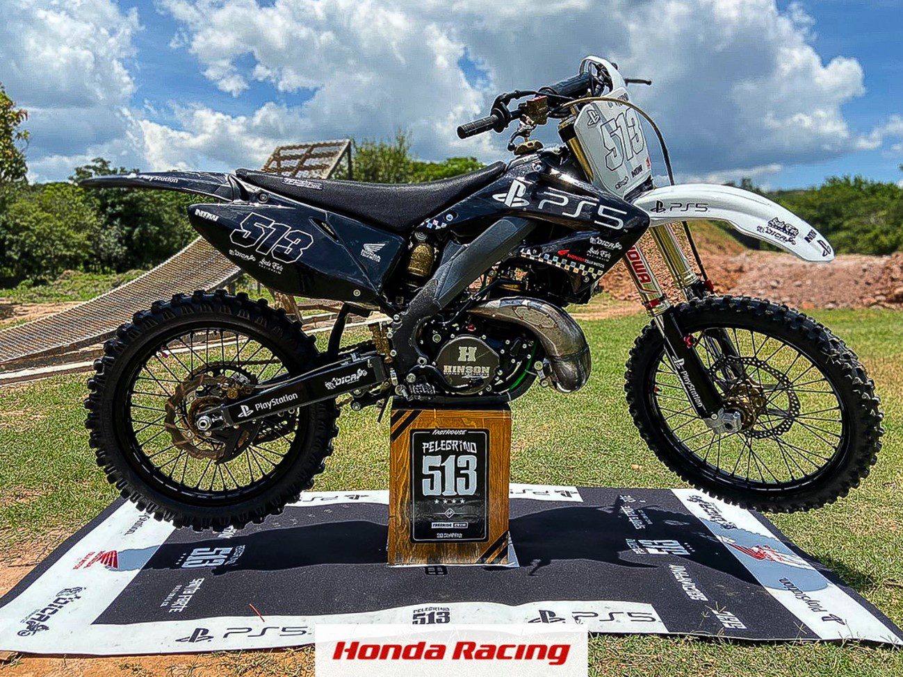 Ficha Técnica | Apresentamos a CR 250R 2004 do piloto Tatá Pelegrino