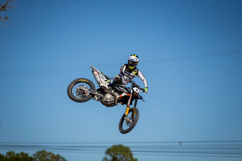 Invictus Speed Crew, apresenta Mattos Racing como marca oficial de equipamentos para o AMA SX 2022