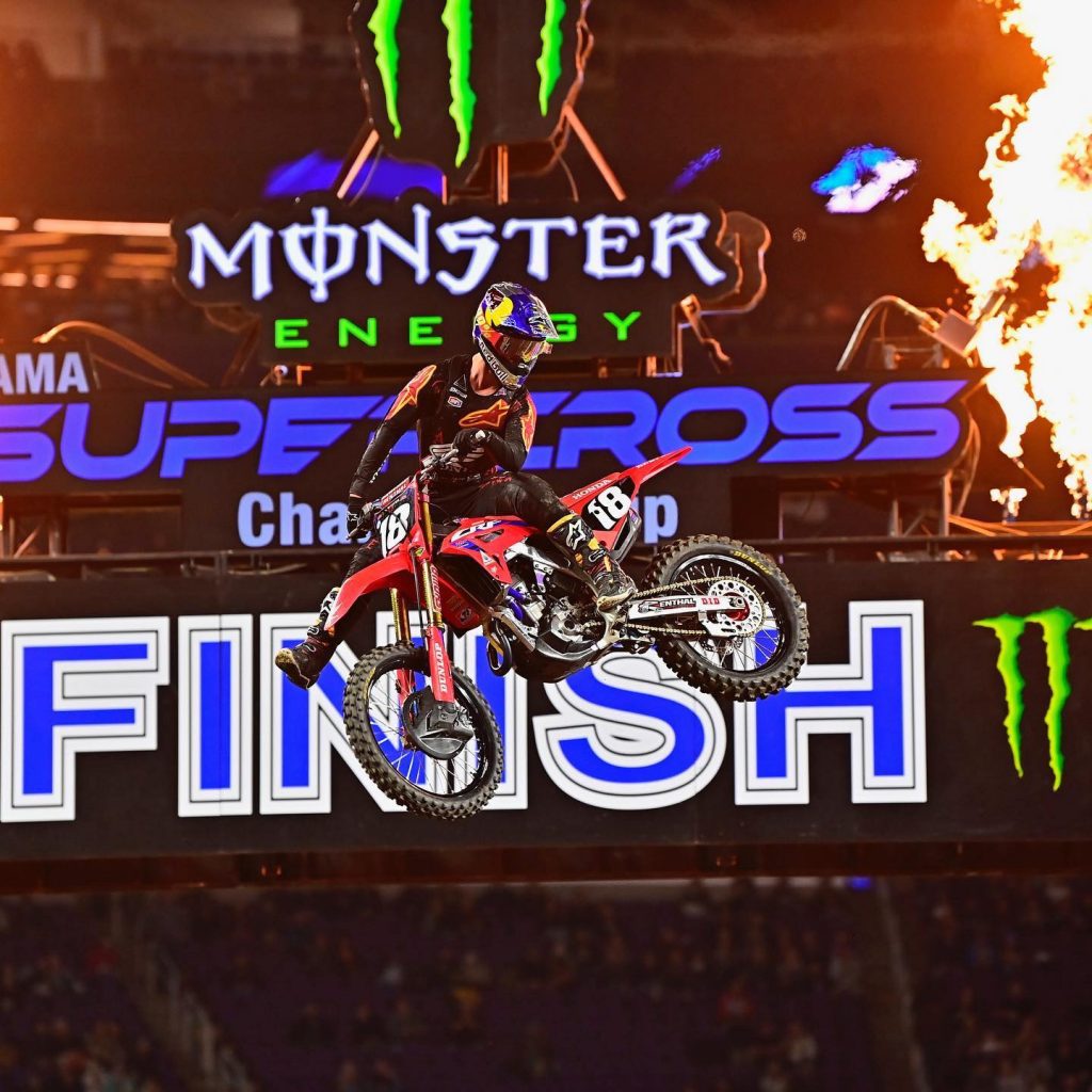 7&ordf; etapa do AMA Supercross, resultados e v&iacute;deos completos das baterias