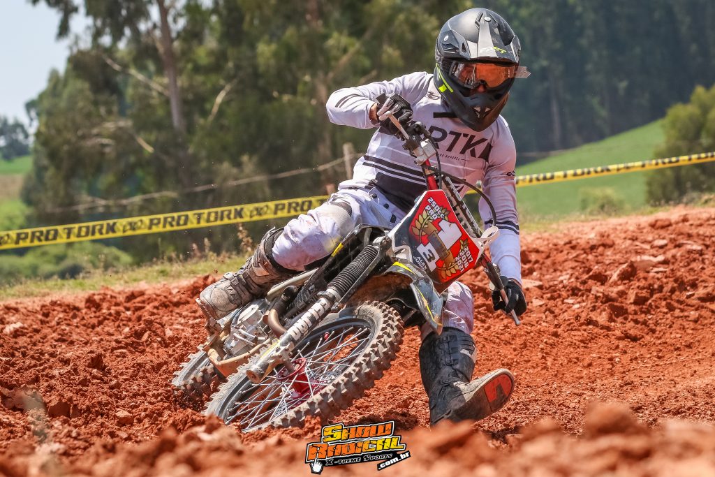 Resultados de domingo na rodada de abertura da Super Copa Integra&ccedil;&atilde;o | Contenda/PR