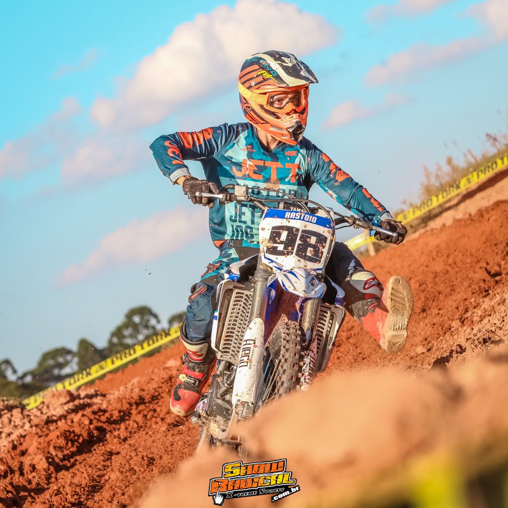 Resultados de domingo na rodada de abertura da Super Copa Integra&ccedil;&atilde;o | Contenda/PR