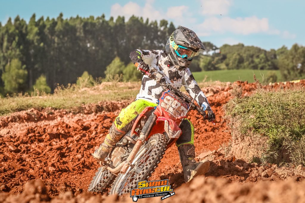 Resultados de domingo na rodada de abertura da Super Copa Integra&ccedil;&atilde;o | Contenda/PR