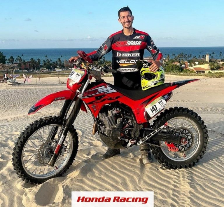 Destaque Amador | Júnior Ferreira, fundador da página 230Brasil encarando sua primeira grande competição com a CRF 250F