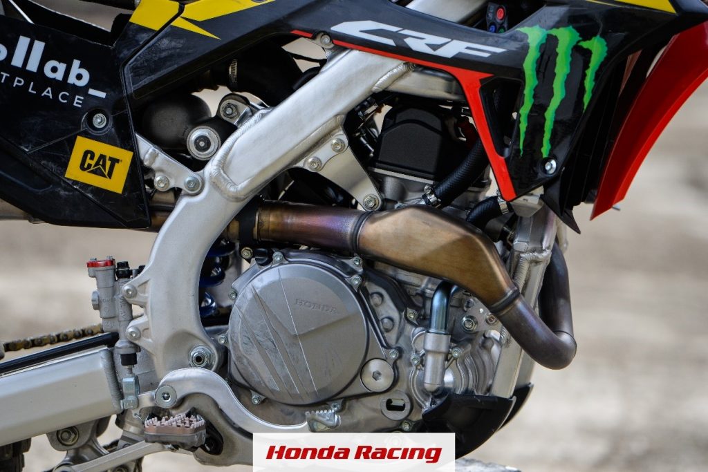 Ficha T&eacute;cnica | Direto dos EUA, apresentamos a CRF 450R 2022 do piloto de FMX Fred Kyrillos