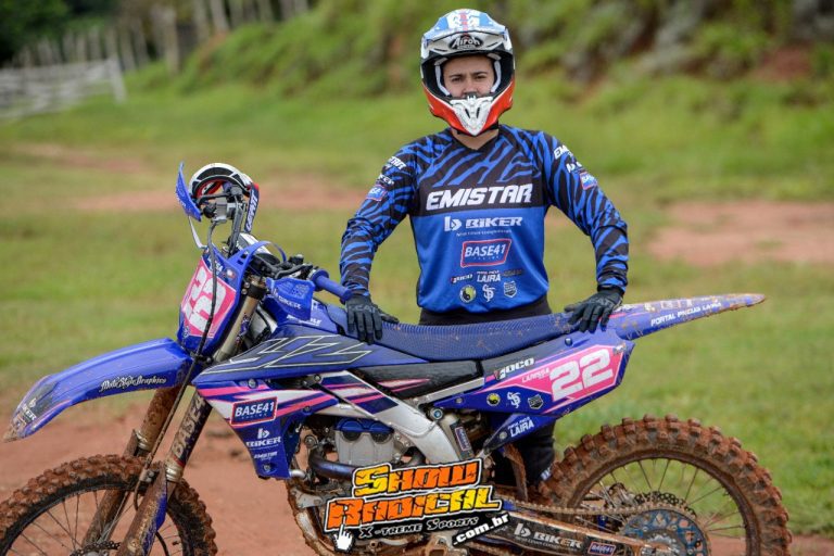 Biker apresenta seus atletas e modalidades para a temporada 2022