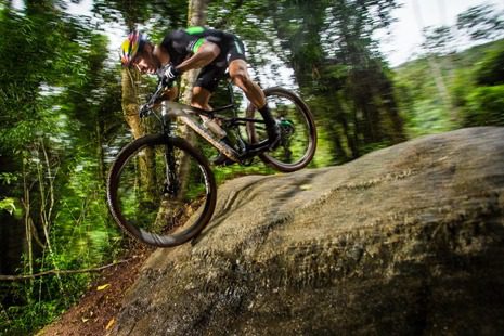 Henrique Avancini come&ccedil;a a temporada 2022  disputando duas provas tradicionais do MTB na Espanha