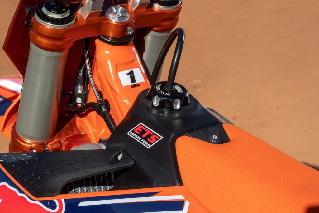 MXGP: Red Bull KTM pronta para o in&iacute;cio da temporada, confira o Photoshoot da equipe.