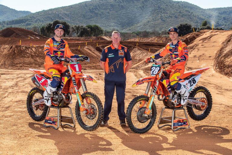 MXGP: Red Bull KTM pronta para o início da temporada, confira o Photoshoot da equipe.