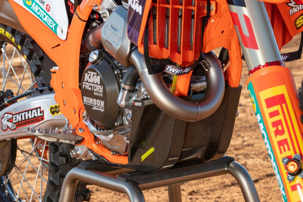 MXGP: Red Bull KTM pronta para o in&iacute;cio da temporada, confira o Photoshoot da equipe.