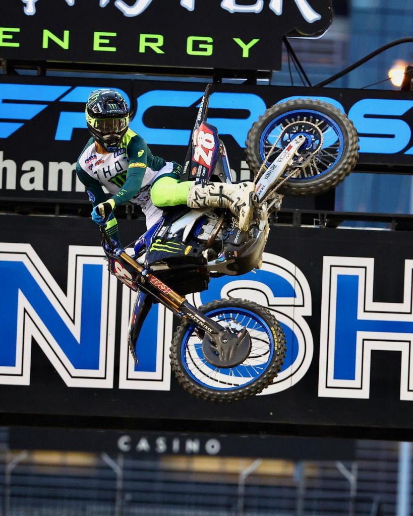 12&ordf; etapa do AMA Supercross, resultados e v&iacute;deos completos das baterias