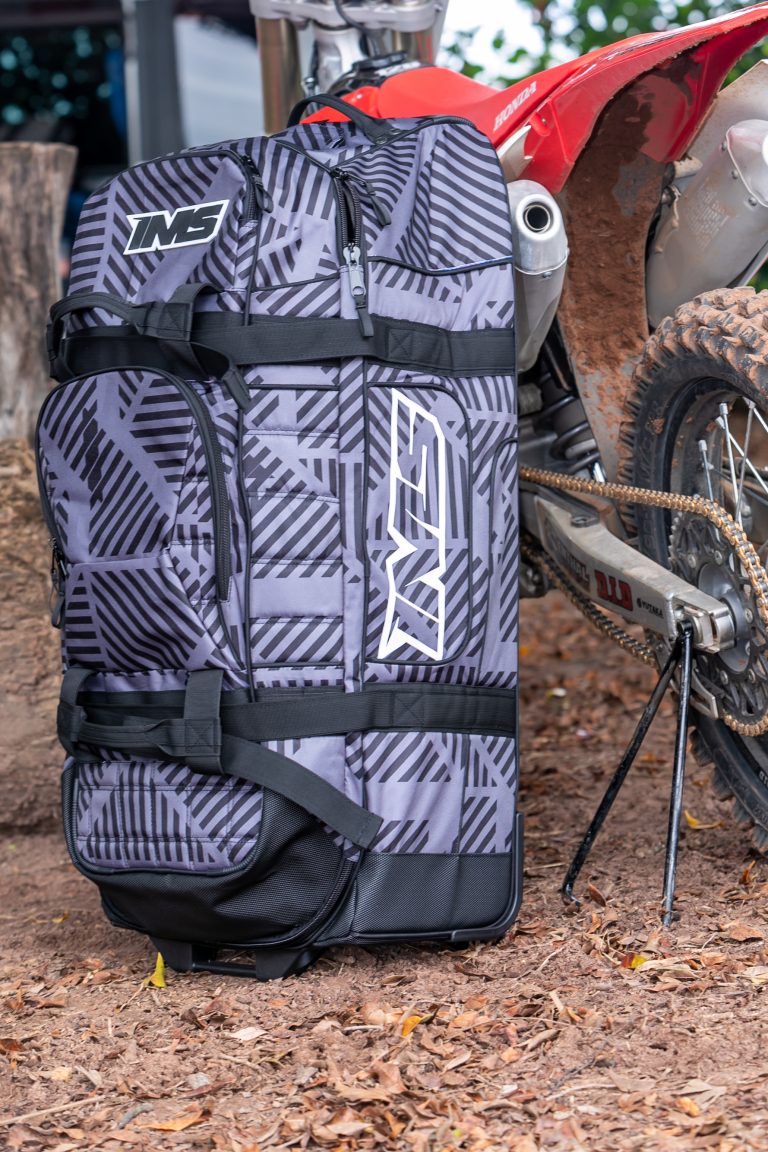 IMS Racing apresenta a nova mala de equipamentos IMS com rodinhas