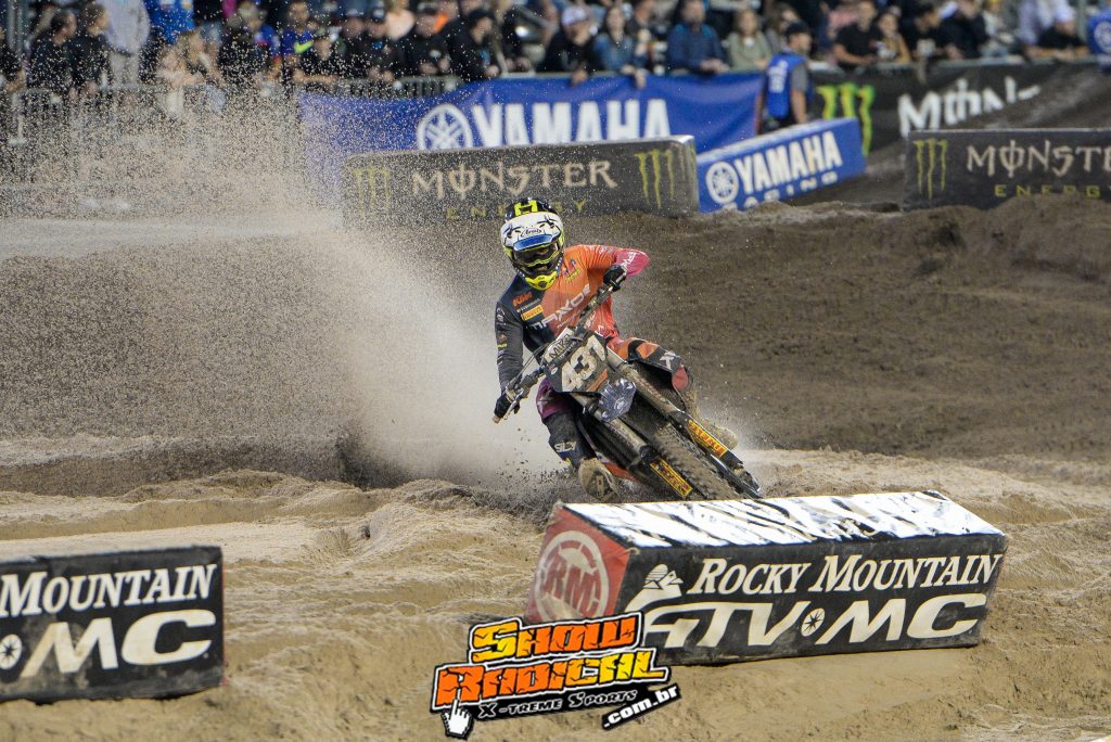 9&ordf; etapa do AMA Supercross, resultados e melhores momentos das baterias