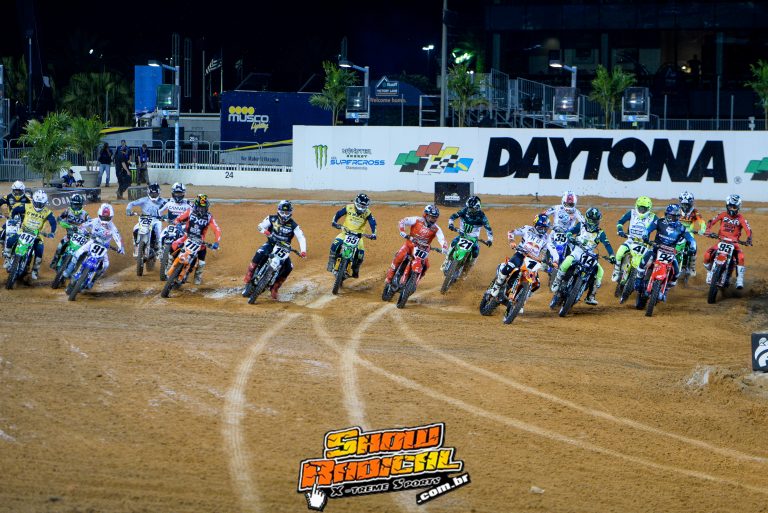 9ª etapa do AMA Supercross, resultados e melhores momentos das baterias
