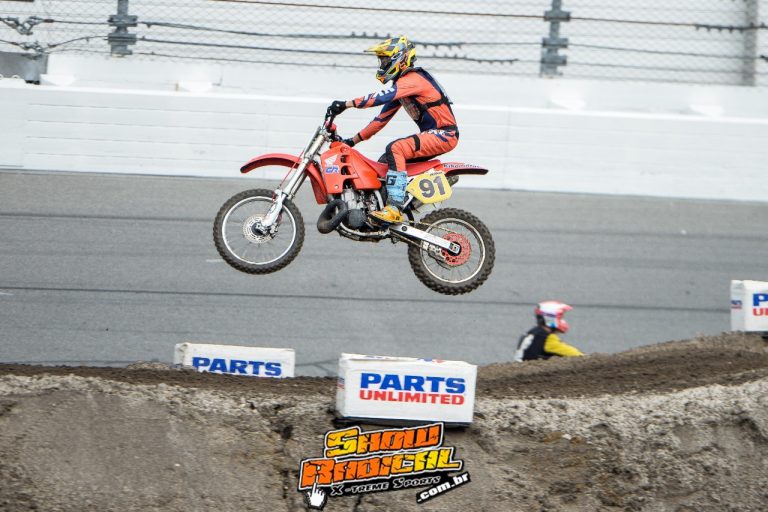 Supercross Amador de Daytona: Brasileiros encerram  disputas com vitória e bons resultados nas categorias Vintage