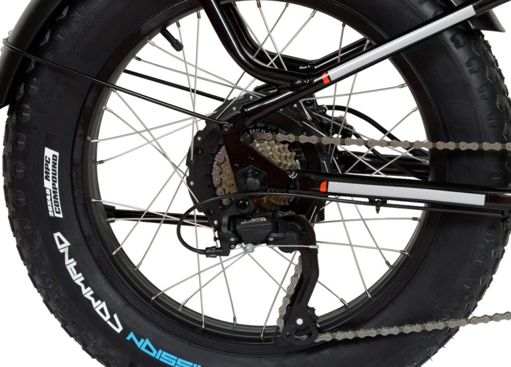 &Iacute;cone dos anos 70 e 80, a Mobylette est&aacute; de volta