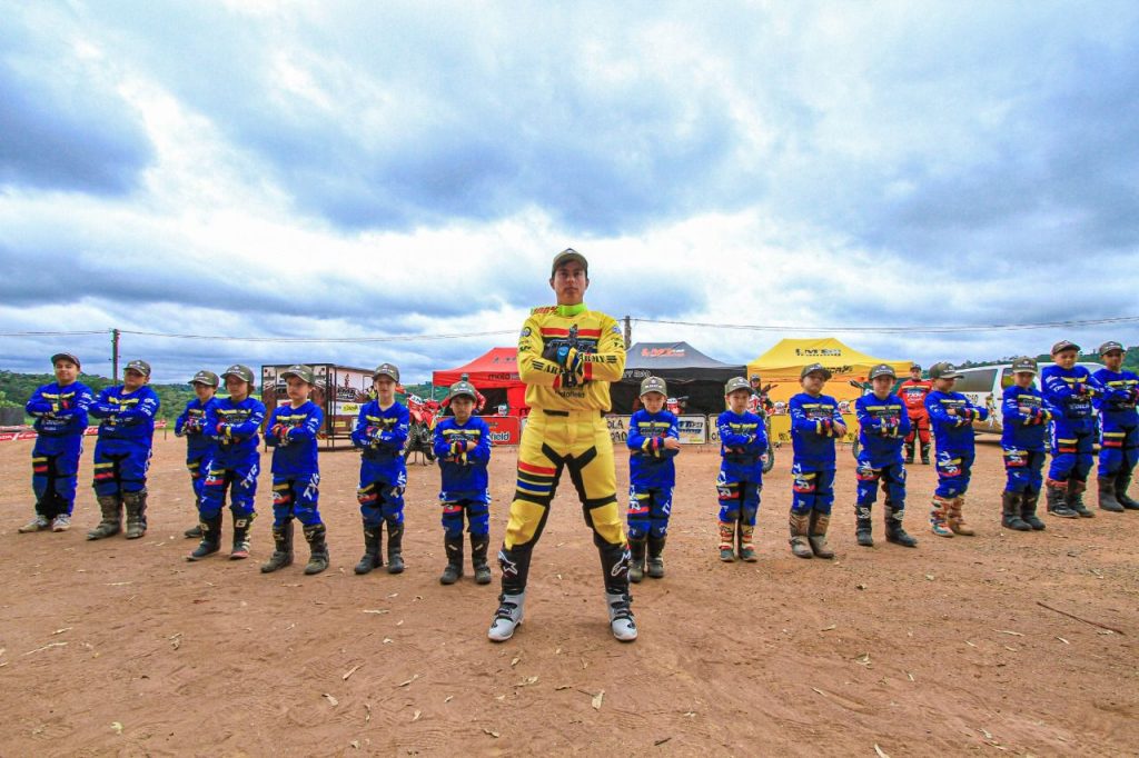 Conhe&ccedil;a a LMT Race Team 2022