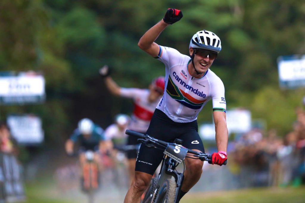 Henrique Avancini chega em quarto no short track da Copa do Mundo de MTB