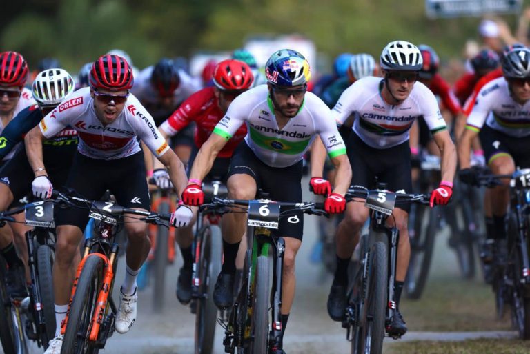 Henrique Avancini chega em quarto no short track da Copa do Mundo de MTB