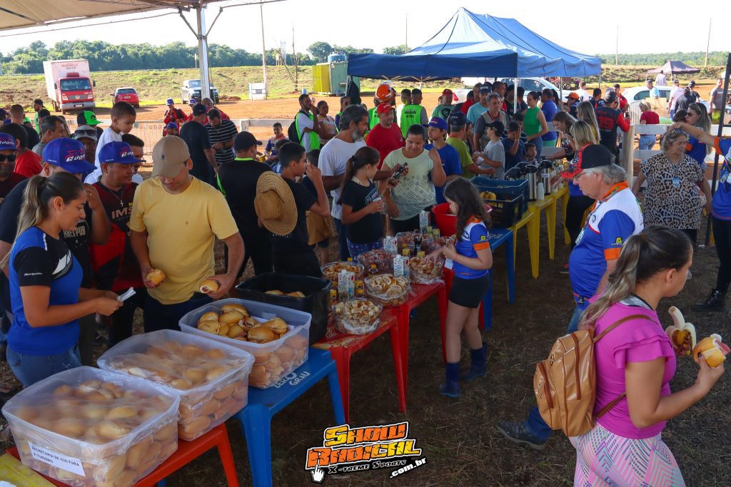 Goiano de Motocross retorna oficialmente as atividades com direito a gates cheios e disputas acirradas em Chapad&atilde;o do C&eacute;u/GO, confira os resultados de domingo.