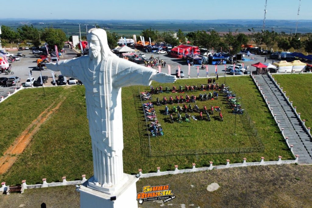 Campeonato Brasileiro de Enduro em Patroc&iacute;nio (MG) destaca franc&ecirc;s tricampe&atilde;o mundial