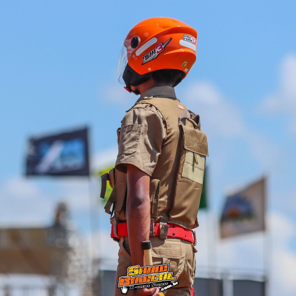 Goiano de Motocross retorna oficialmente as atividades com direito a gates cheios e disputas acirradas em Chapad&atilde;o do C&eacute;u/GO, confira os resultados de domingo.