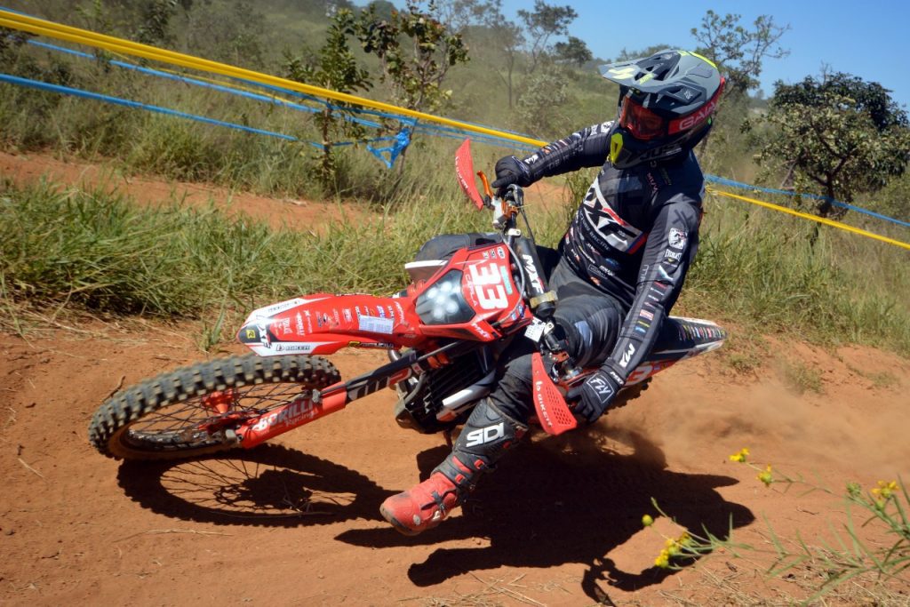 No Brasileiro de Enduro, MXF Motors finaliza etapa de Patroc&iacute;nio, em Minas Gerais, com dobradinha