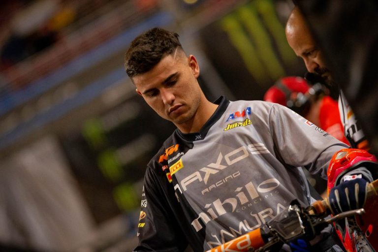 Invictus Speed Crew conquista seu 1º TOP 10 no Supercross com Ramyller Alves #70