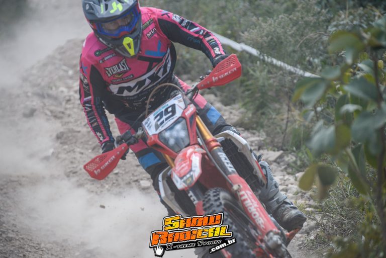 Peças de motor Ferzza contribuem para bom desempenho da equipe MXF no Brasileiro de Enduro