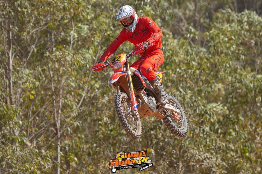 Prova do Brasileiro de Enduro tem montanhas de Belo Vale (MG) e percurso in&eacute;dito, confira os resultados de domingo.
