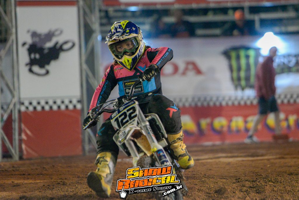 L&iacute;deres do Arena Cross buscam novas vit&oacute;rias em Caraguatatuba (SP)