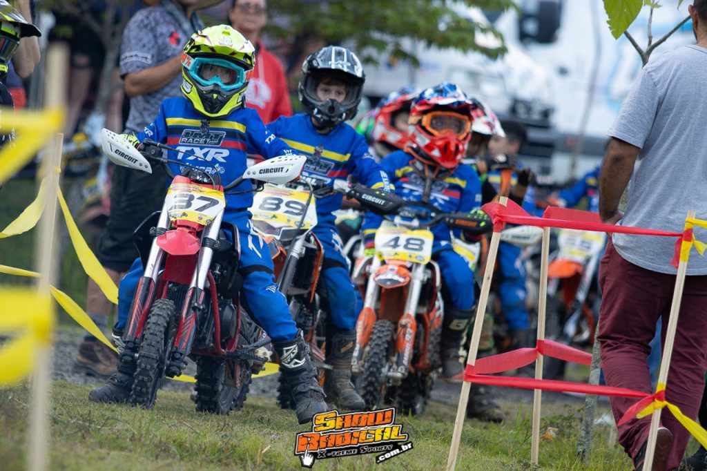 2&ordf; etapa do Campeonato Paulista Dicabikeworld de Enduro agita as trilhas de Santa Isabel/SP, confira os resultados.