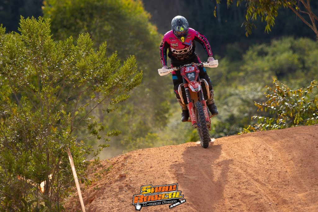 Resultados de s&aacute;bado na 3&ordf; etapa do Brasileiro de Enduro | Belo Vale/MG