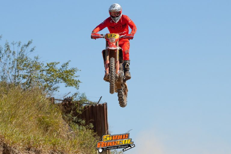 Prova do Brasileiro de Enduro tem montanhas de Belo Vale (MG) e percurso inédito, confira os resultados de domingo.