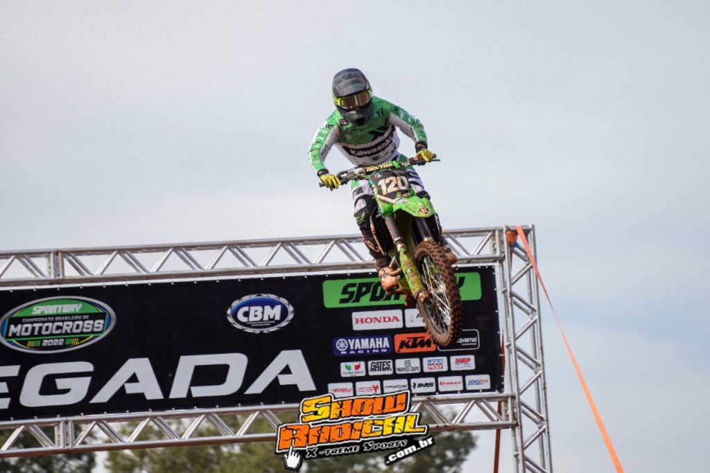 HQT Racing abre temporada de disputas em rodada dupla do BRMX