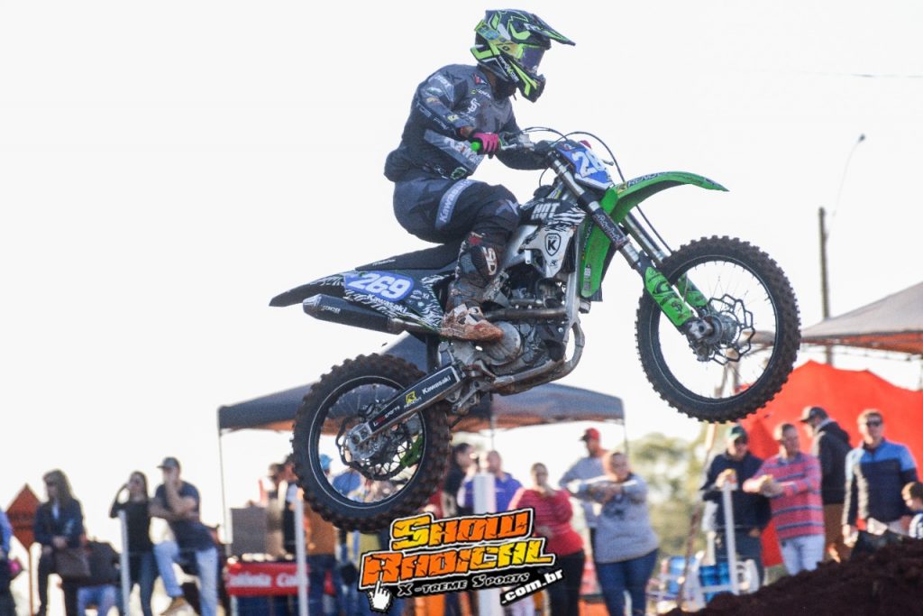 HQT Racing abre temporada de disputas em rodada dupla do BRMX