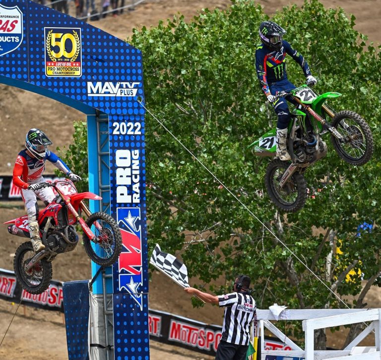 Jett Lawrence e Jason Anderson vencem a 2ª etapa do AMA Motocross, confira os resultados completos e vídeos das baterias