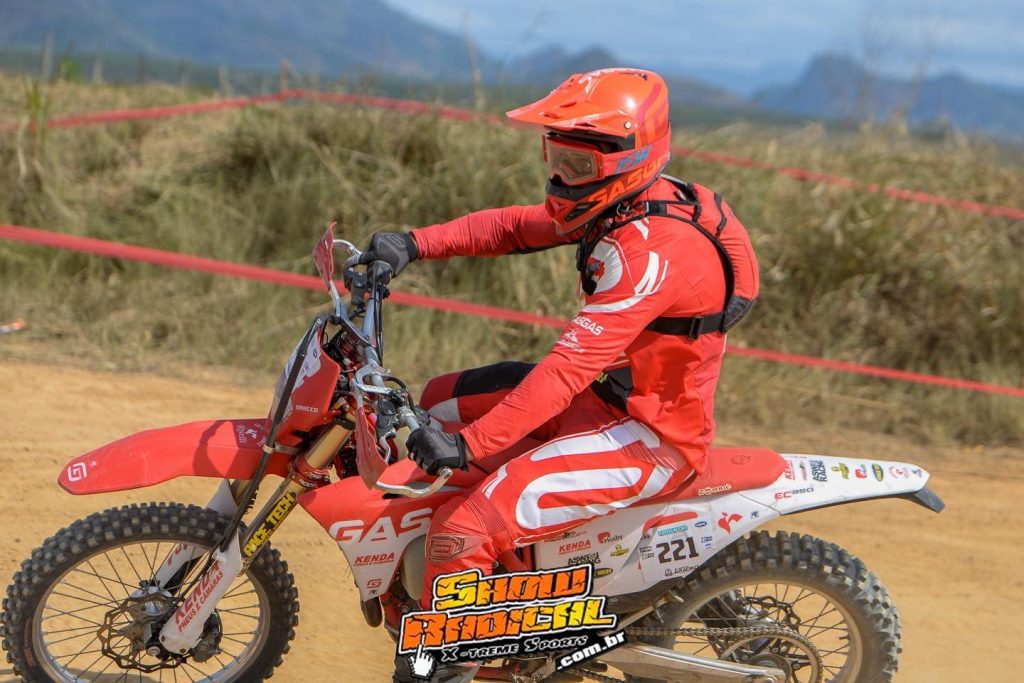 Resultados do s&aacute;bado na 4&ordf; etapa do Brasileiro de Enduro em Aracruz ES