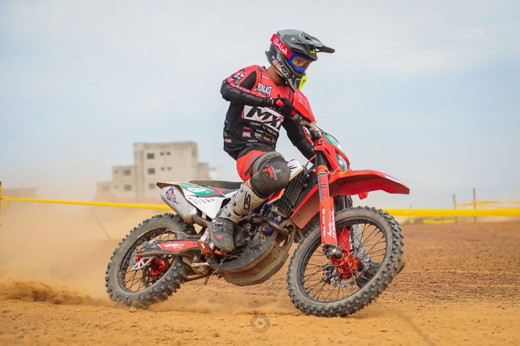 Pilotos da MXF sobem ao p&oacute;dio no Esp&iacute;rito Santo e v&atilde;o com tudo para a pr&oacute;xima etapa do Brasileiro de Enduro