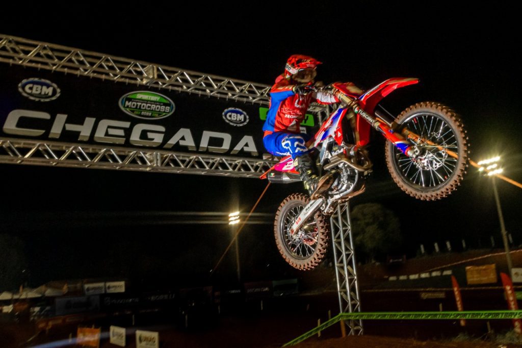 Equipe Honda Racing vai em busca de vit&oacute;rias na edi&ccedil;&atilde;o hist&oacute;rica do Brasileiro de Motocross em Interlagos