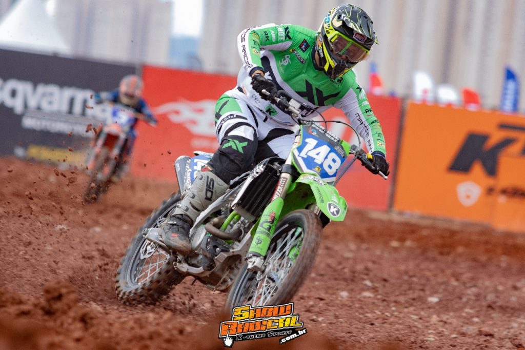 HQT Racing alcan&ccedil;a p&oacute;dios importantes e segue na disputa por t&iacute;tulos ap&oacute;s rodada dupla do Brasileiro de Motocross, em Interlagos.