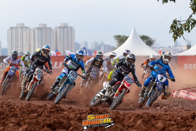 Líder nas categoria MX3 e MX4, JP Racing segue na disputa pelas primeiras colocações em várias categorias do Brasileiro de Motocross