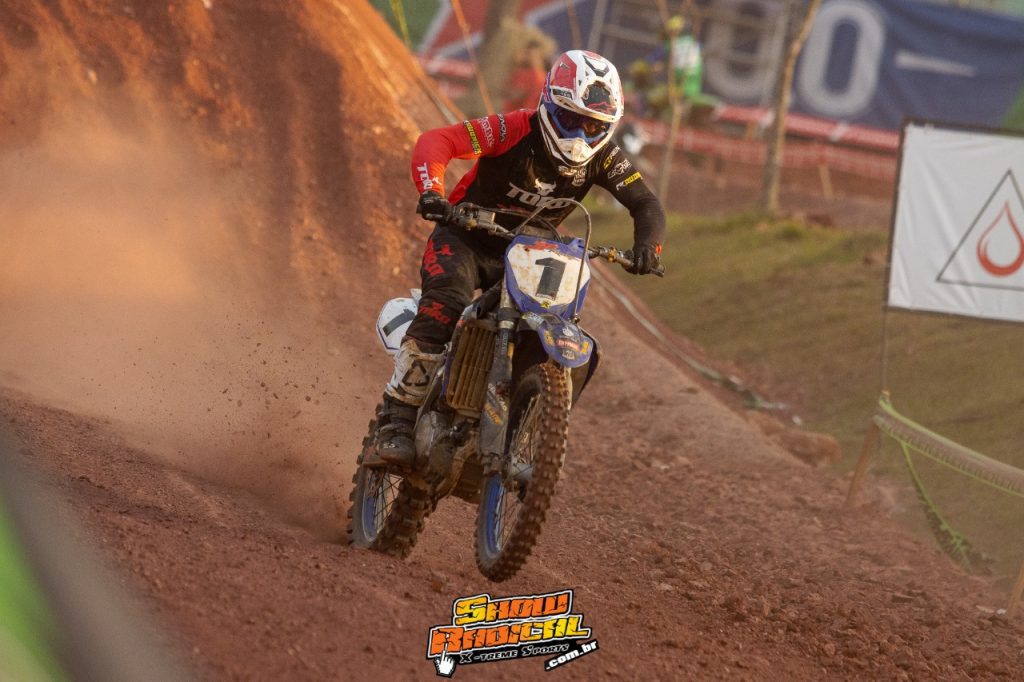 L&iacute;der nas categoria MX3 e MX4, JP Racing segue na disputa pelas primeiras coloca&ccedil;&otilde;es em v&aacute;rias categorias do Brasileiro de Motocross