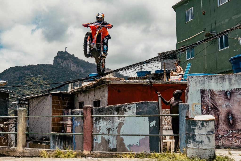 V&Iacute;DEO: Bruno Crivillin e Red Bull em uma campanha inusitada