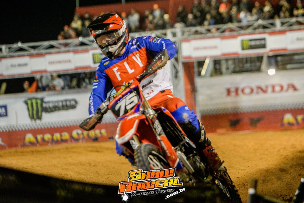 Time Honda Racing 250cc sai com saldo positivo do Arena Cross na AX2