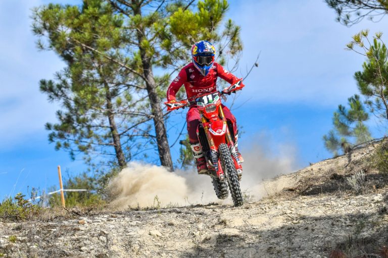 Bruno Crivilin fecha último dia do Mundial de Enduro em Coimbra na oitava colocação da classe E1