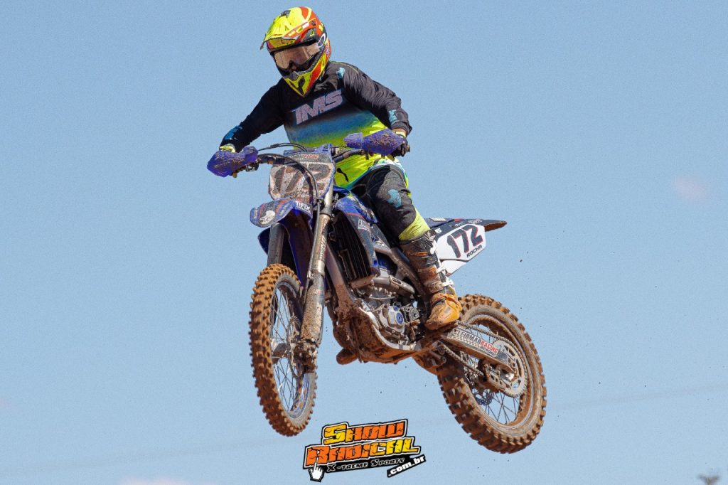 Pilotos de todo o Brasil d&atilde;o um show de disputas no Extreme LEM Motocross em Lu&iacute;s Eduardo Magalh&atilde;es/BA, confira os resultados completos.